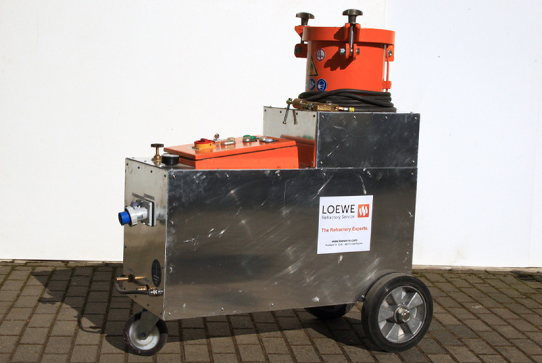 Schweißmaschine für das keramische Schweißen - Foto: Loewe refractory service