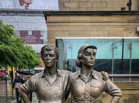Die Statue in Sheffield, England