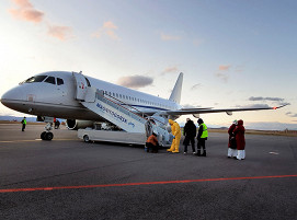 Mit einem Charterflugzeug, das MMK zur Verfügung gestellt hatte, wurden die Spezialisten direkt nach Magnitogorsk geflogen