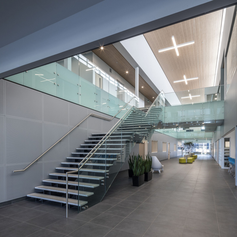 Die Inneneinrichtung des neuen Gebäudes von Endress+Hauser Kanada kombiniert modernes Design mit einem nachhaltigen Energiekonzept - Photo: Endress+Hauser Group Services AG