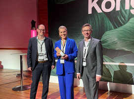 Daniel Wodera, Chief Financial Officer von thyssenkrupp Materials Services, Kerstin Hoppe, Head of Corporate Strategy & Communications bei thyssenkrupp Materials Services sowie Frank Thelen, Head of Governance & Procurement bei thyssenkrupp Materials Services (v.l.n.r.)