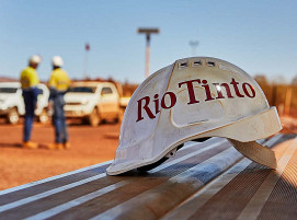 In der Pilbara-Region in Westaustralien besitzt Rio Tinto 17 Minen, vier unabhängige Hafenterminals, ein fast 2.000 Kilometer langes Schienennetz und die dazugehörige Infrastruktur