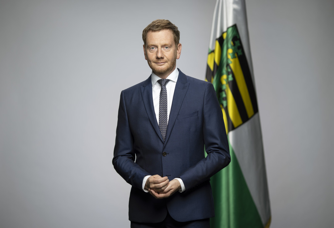 Portraetfoto_Ministerpraesident_Michael_Kretschmer_Breitbildformat