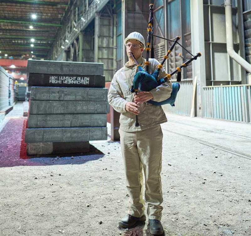 HKM_Dudelsackspieler vor Brammen