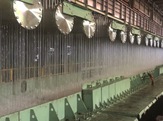 Laminarkühlstrecke in der Warmwalzanlage der voestalpine Stahl GmbH