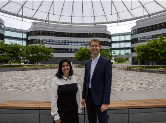Jochen Burg, CEO und Fabíola Fernandez, CFO beim Jahrespressegespräch der SMS group.